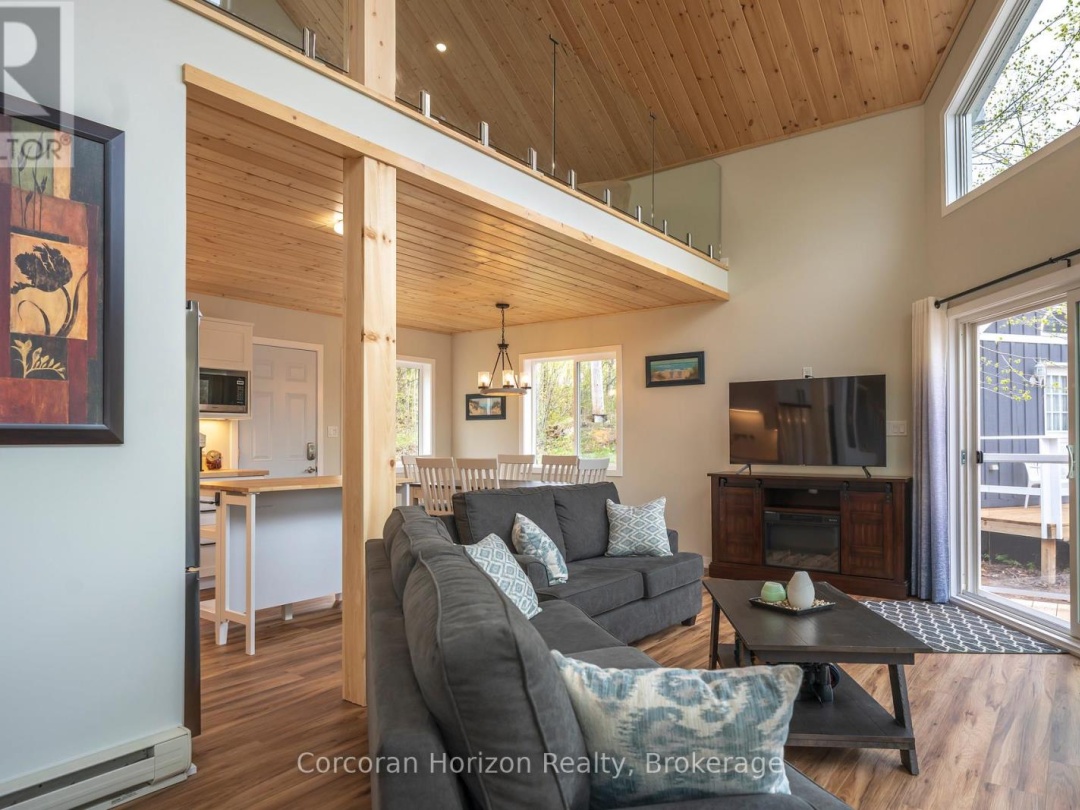 9316 GEORGIAN BAY SHORE ROAD, Georgian Bay
