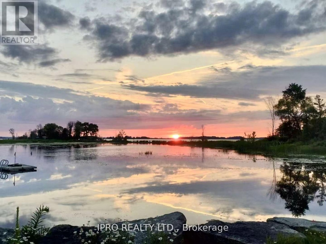 39 LONG POINT ROAD, 