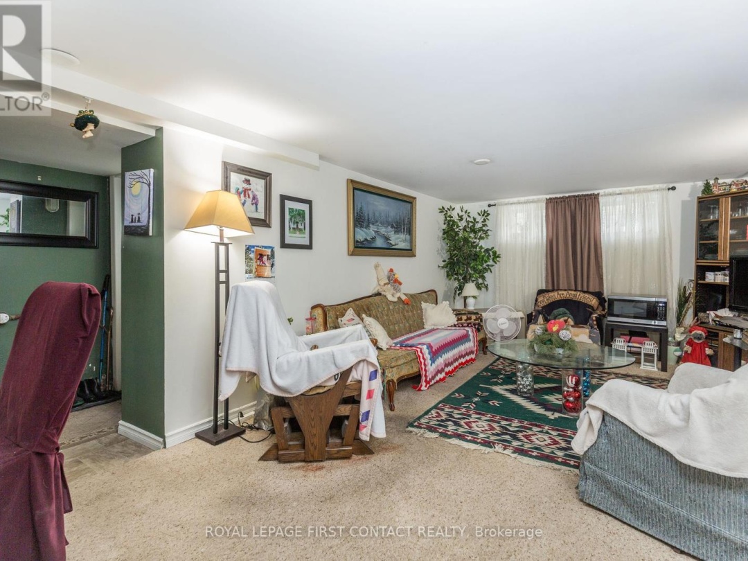 48 Brant Street W, Orillia