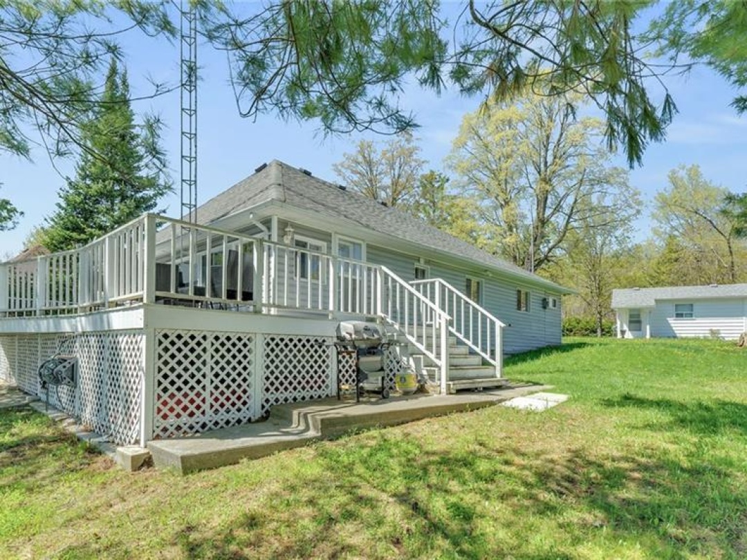 108 COLDSTREAM Road, Cameron Lake