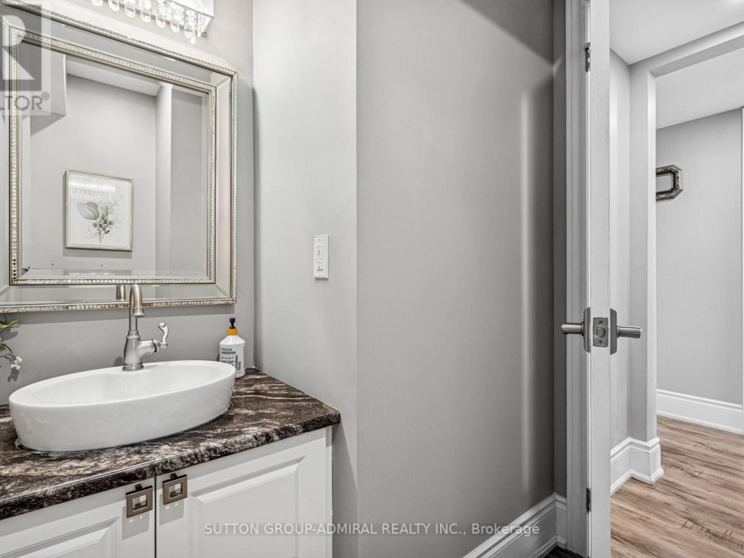 35 - 21 LAGUNA PARKWAY, 
