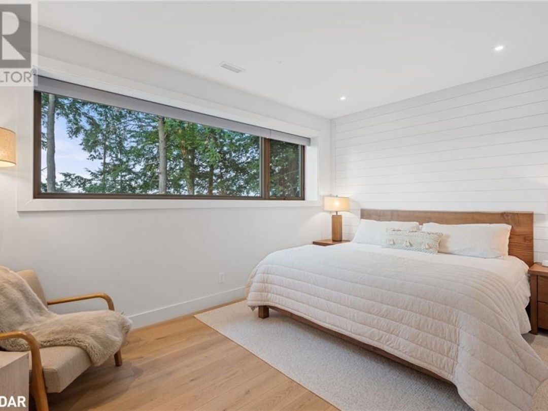 124 Claren Crescent Crescent, Lake Vernon
