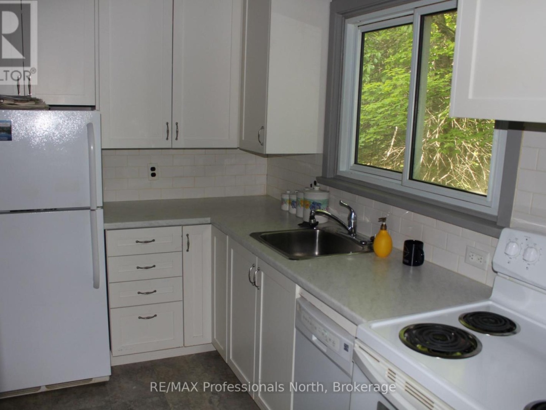 2166 BLAIRHAMPTON ROAD, 