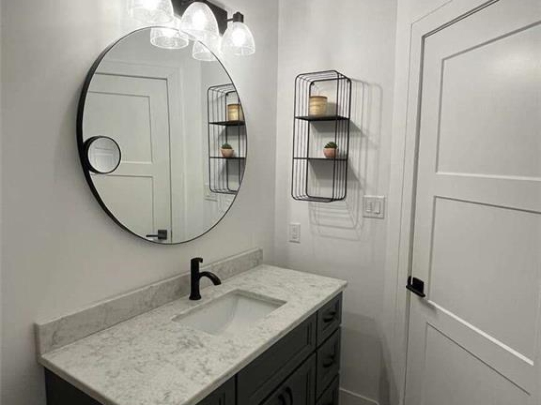 4 LEGACY Lane Unit# 501, 