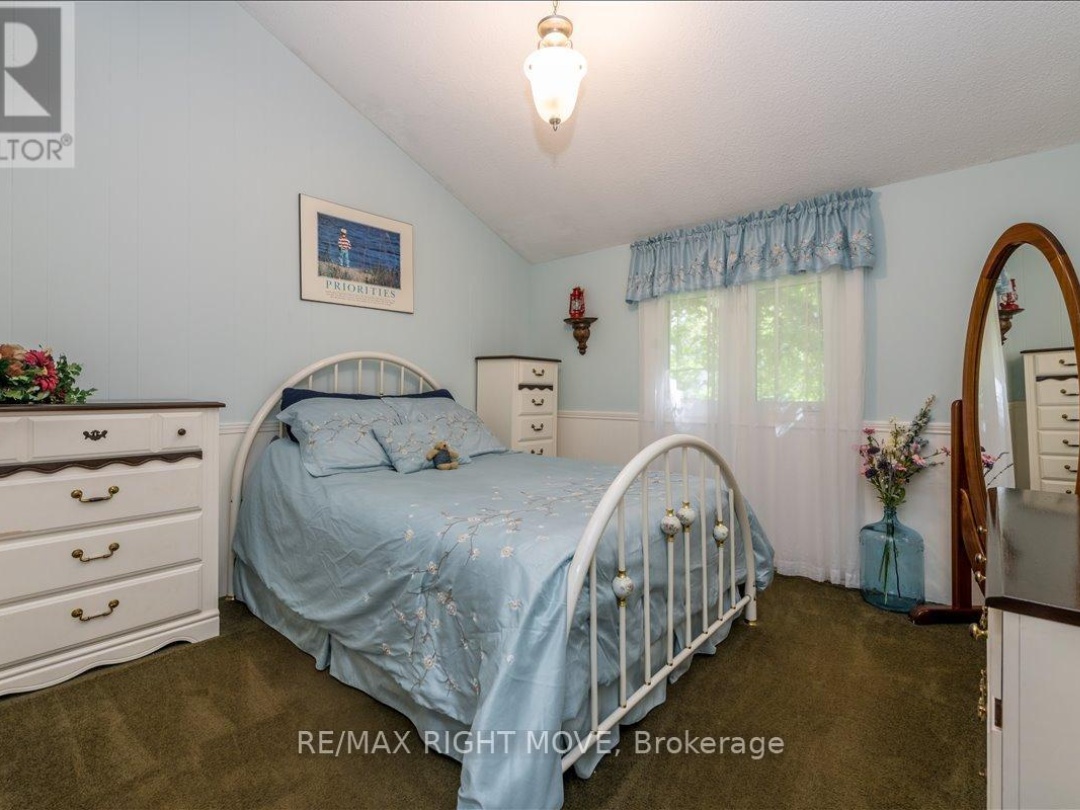 1032 COWBELL LANE, 