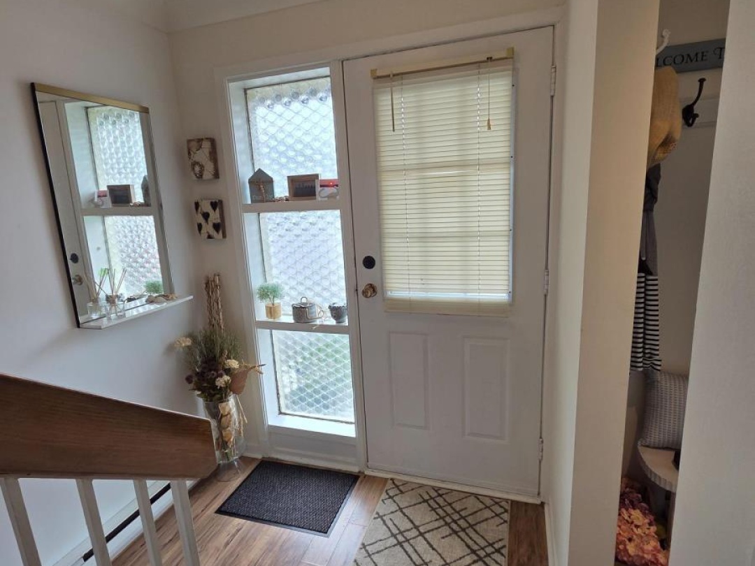 24 - 4 PARADISE BOULEVARD, 