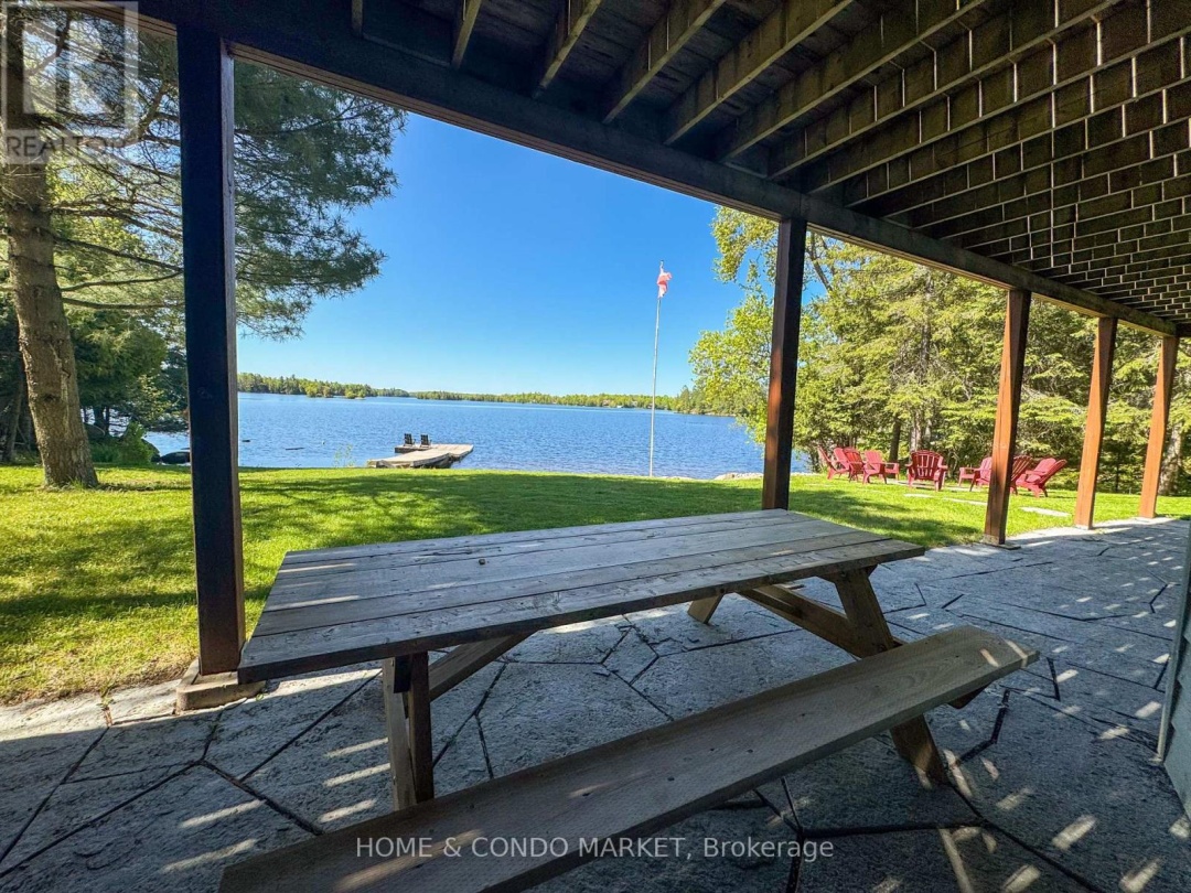 14 CHARLES AVENUE, Manitouwabing Lake