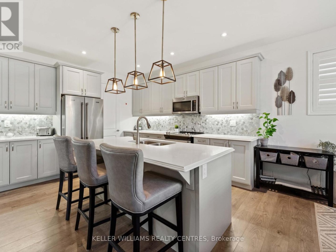 25 WINDSONG CRESCENT, 