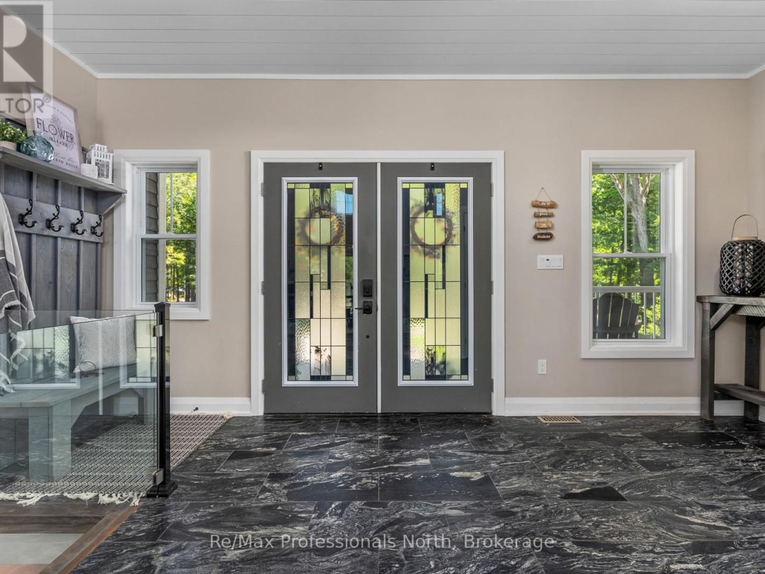 1076 XAVIER STREET, 