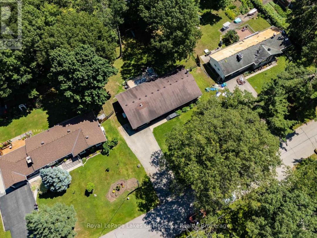 220 ALEXANDER STREET, 