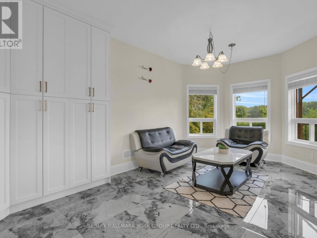 36 BALL AVENUE E, 