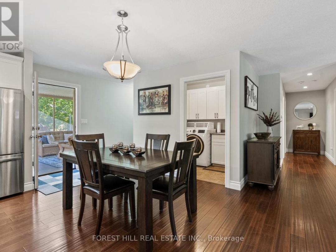 1025 TOWER CRESCENT, 