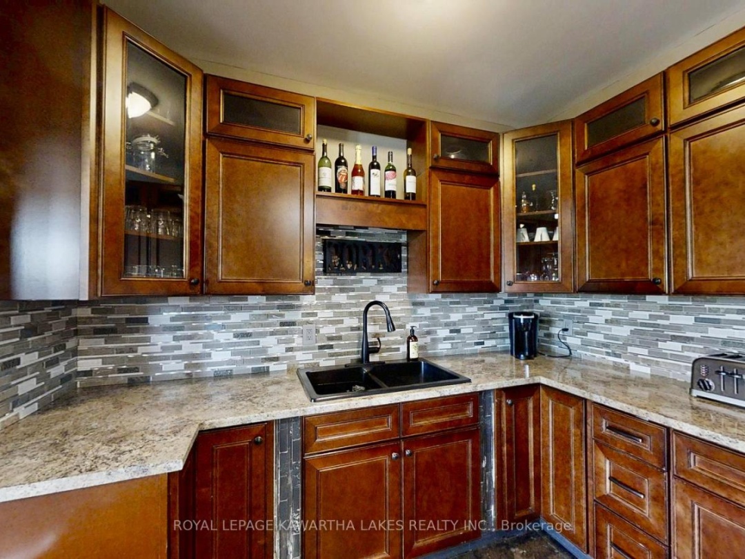 674 OSBORNE STREET, 