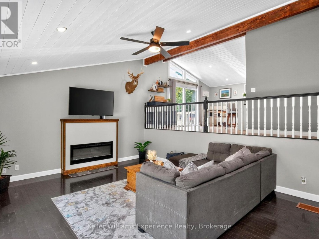 37 CRESCENT DRIVE, 