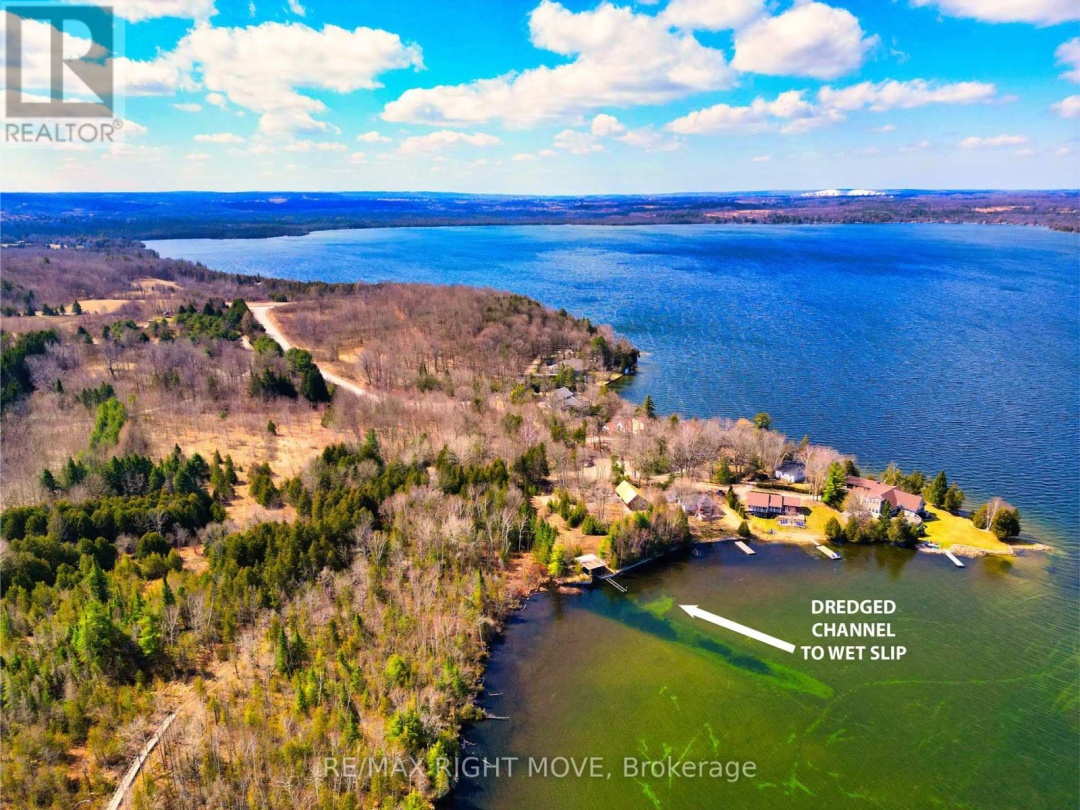 9 Beach Road, Bass Lake