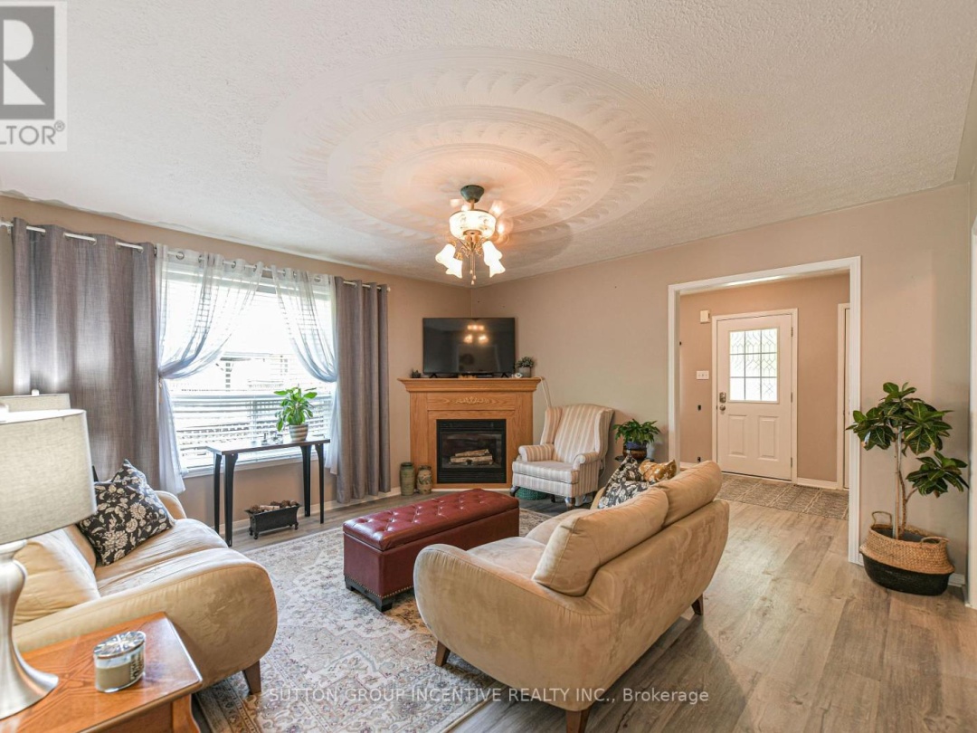 78 VANESSA DRIVE, 