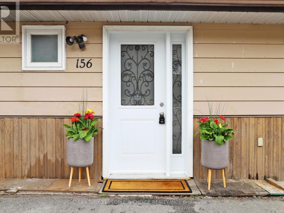 156 MAIN STREET W, 