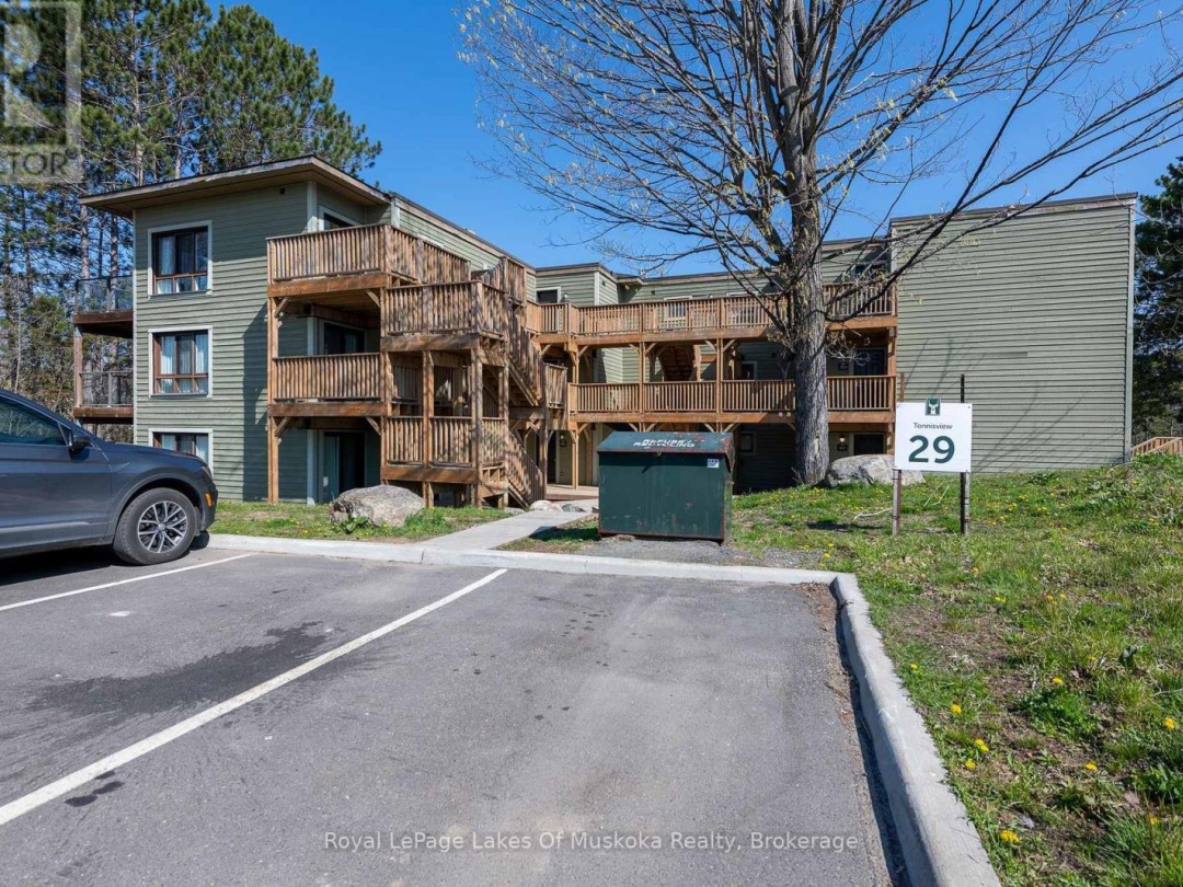 301 - 29 DEERHURST TENNISVIEW DRIVE, 