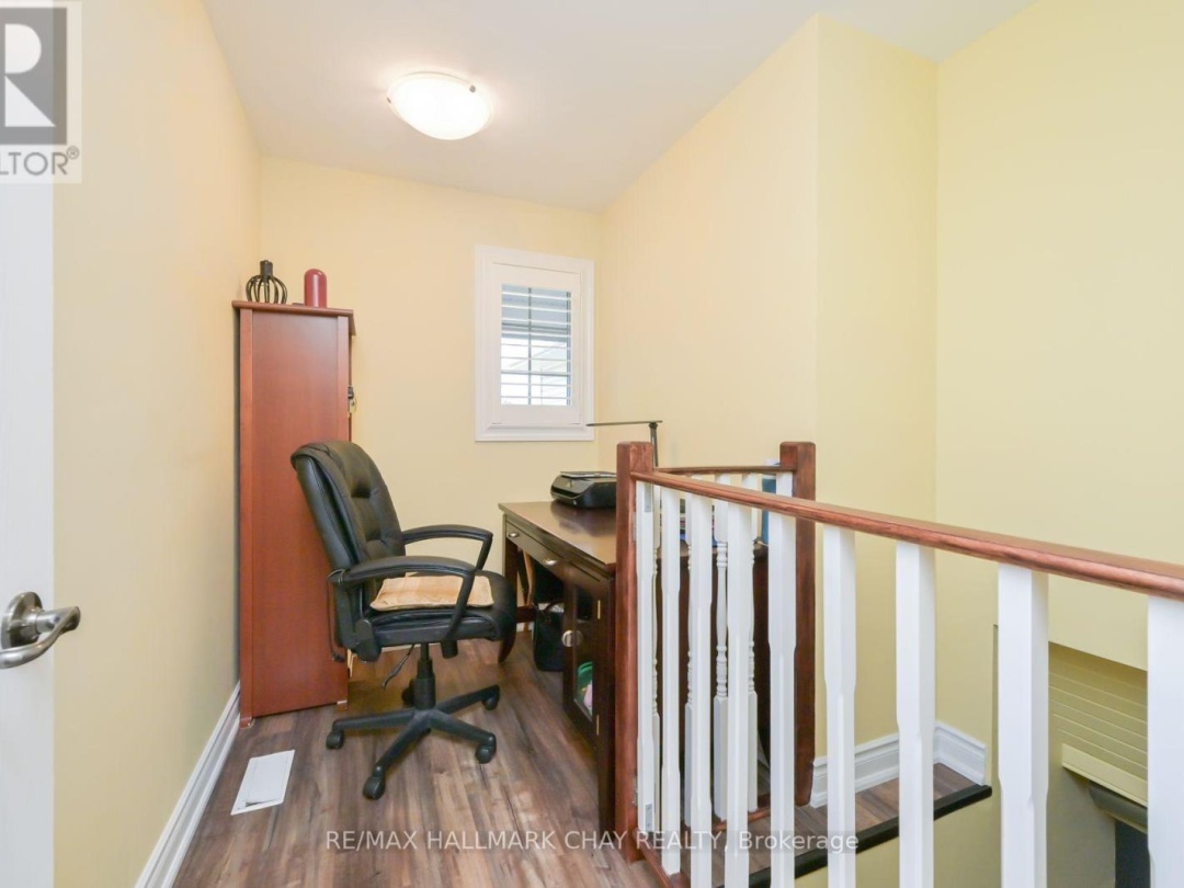 23 SINCLAIR CRESCENT, 