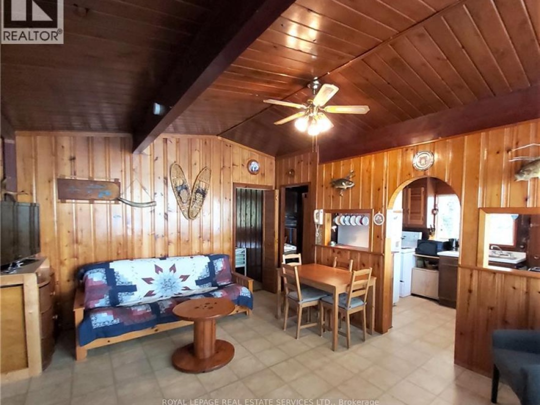 1327-1329 WOODLAND DRIVE, Muldrew Lake