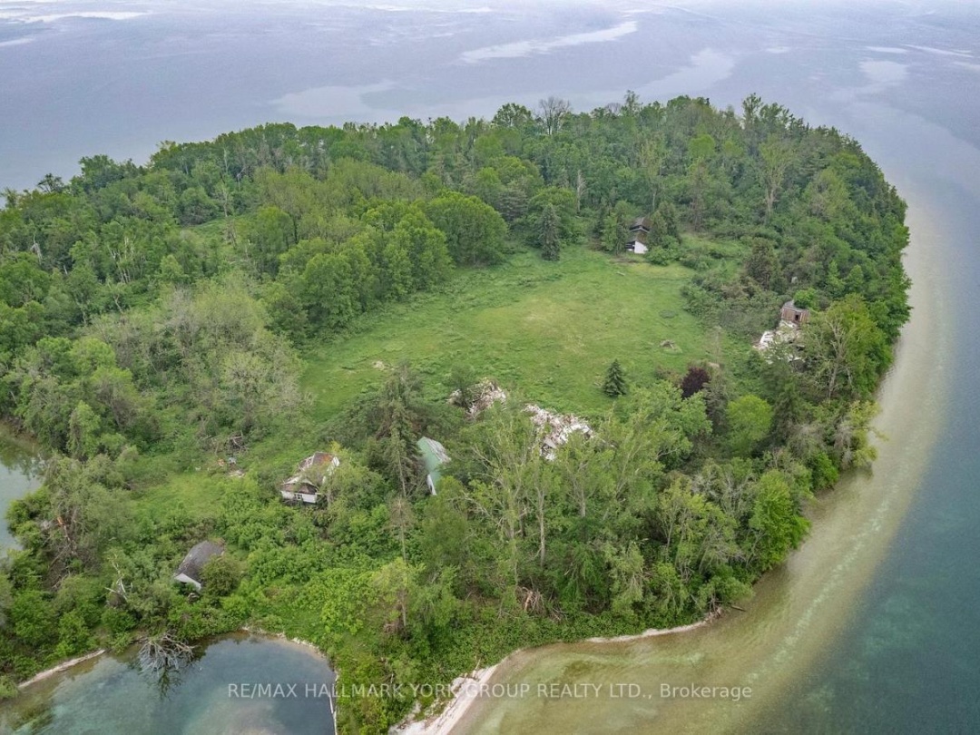 1000 STRAWBERRY ISLAND, 