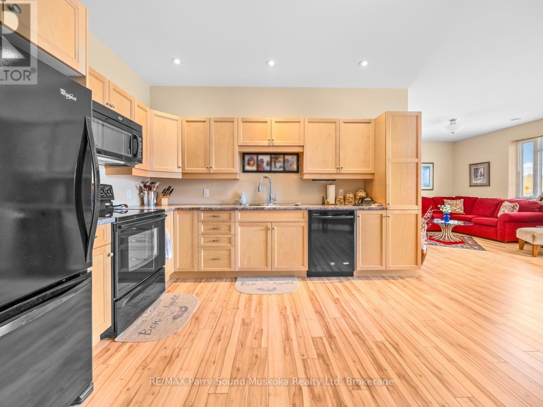 304 20 Silver Birch Court, Parry Sound