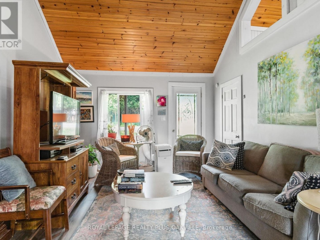 322 BOBCAYGEON ROAD, 