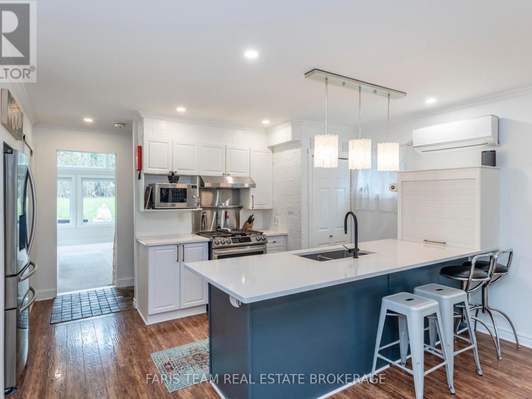 83 KING ROAD, 