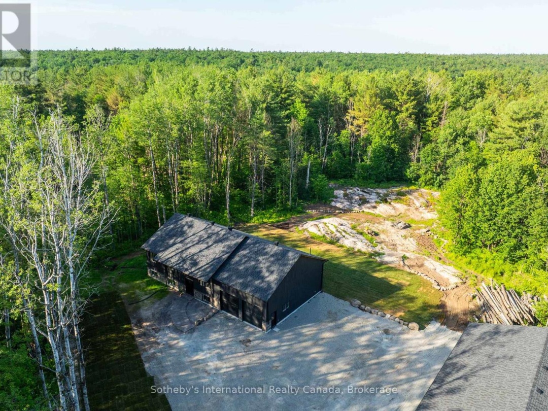 1064 LAIDLAW AVENUE, 