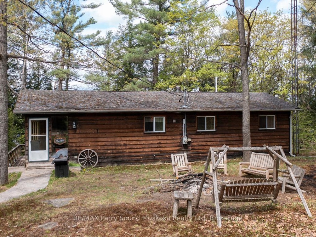 33 HOUSTON LANE, Otter Lake