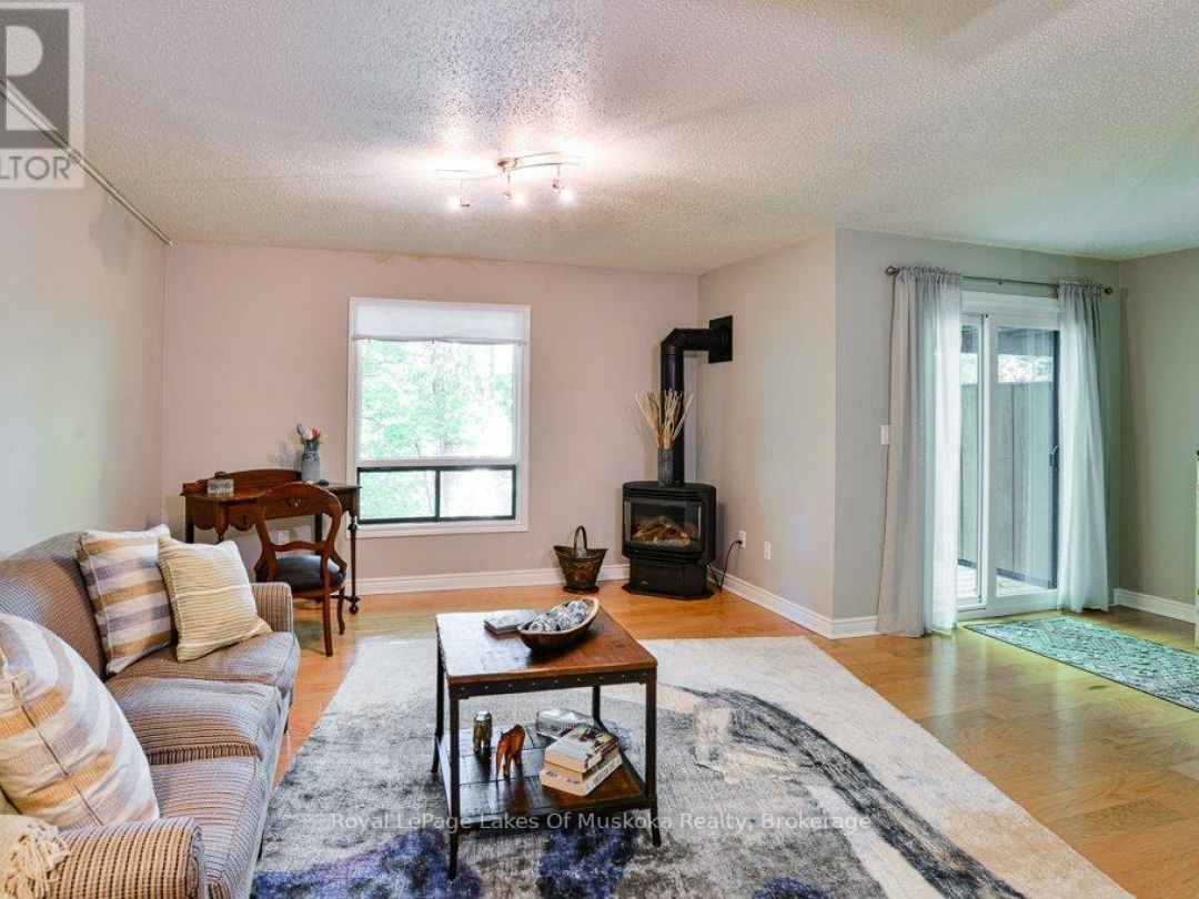 87 SOUTHBANK DRIVE, 