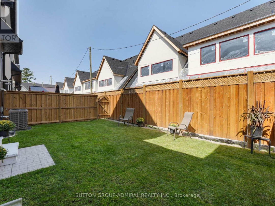 42 Ruby Crescent, Lake Simcoe
