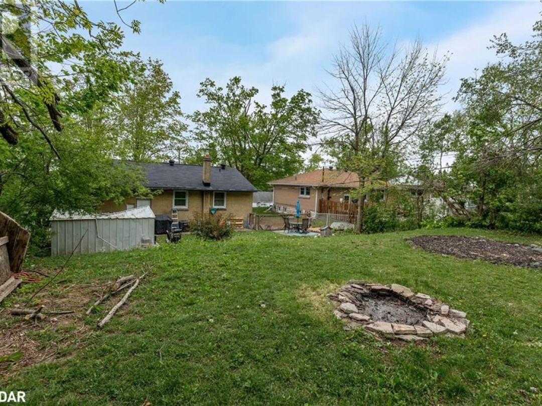 48 Brant Street W, Orillia