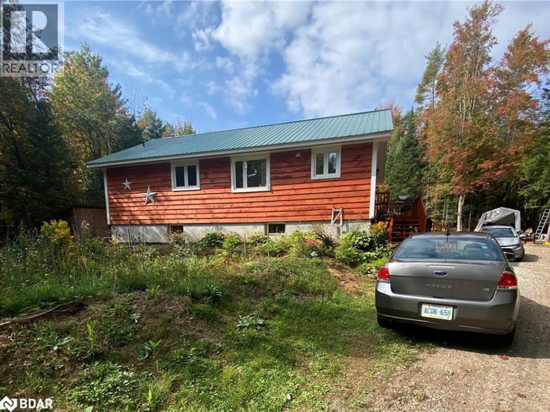 1070 VANKOUGHNET ROAD Road, 
