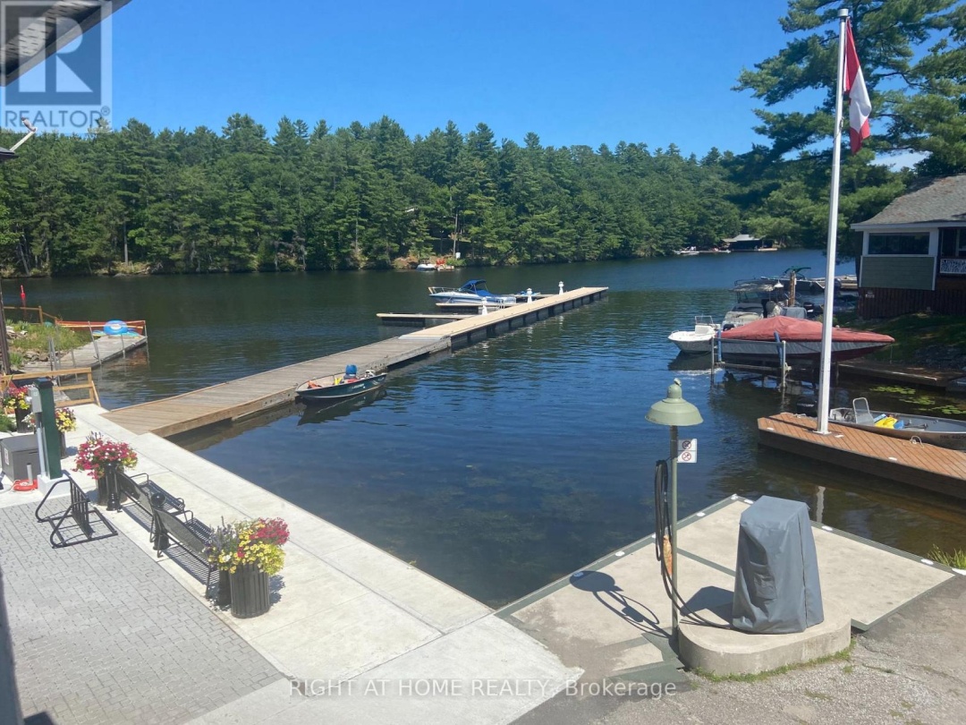 1725 Earl Haid Avenue, Severn Lake