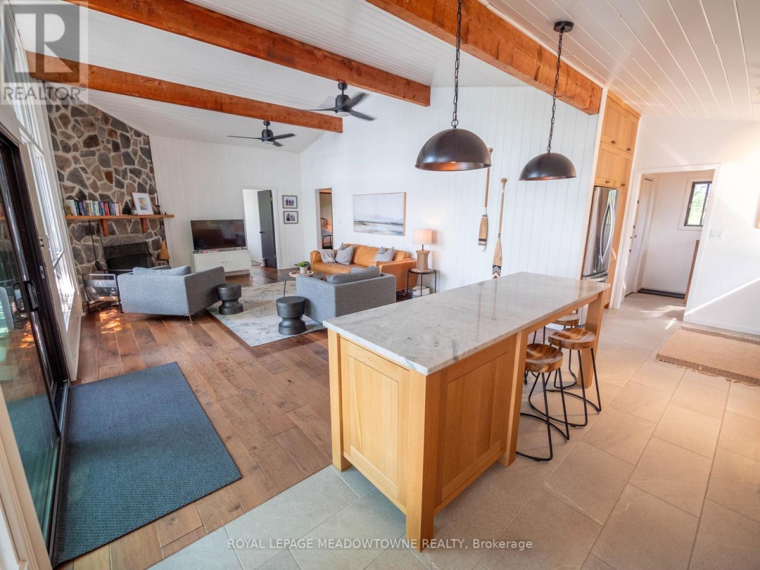 460 Island, Georgian Bay