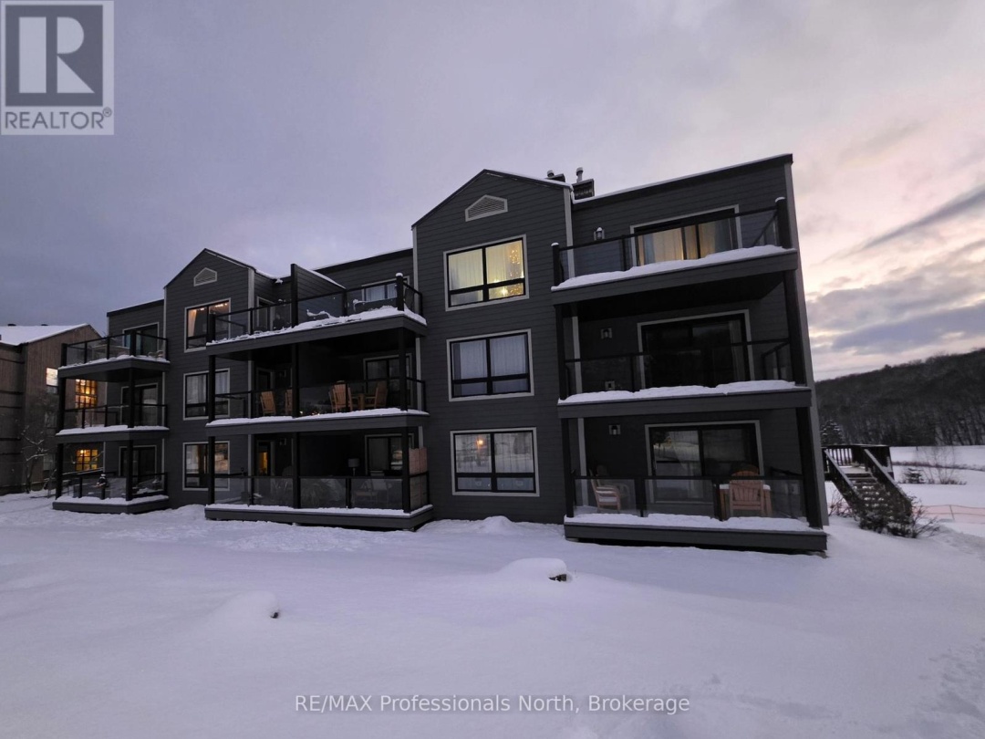 54-207 - 1235 DEERHURST DRIVE, Peninsula Lake