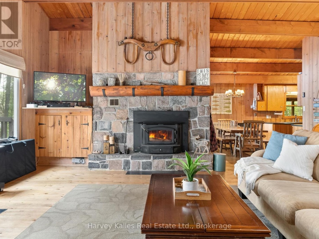 1033 SCOTT LANE, 