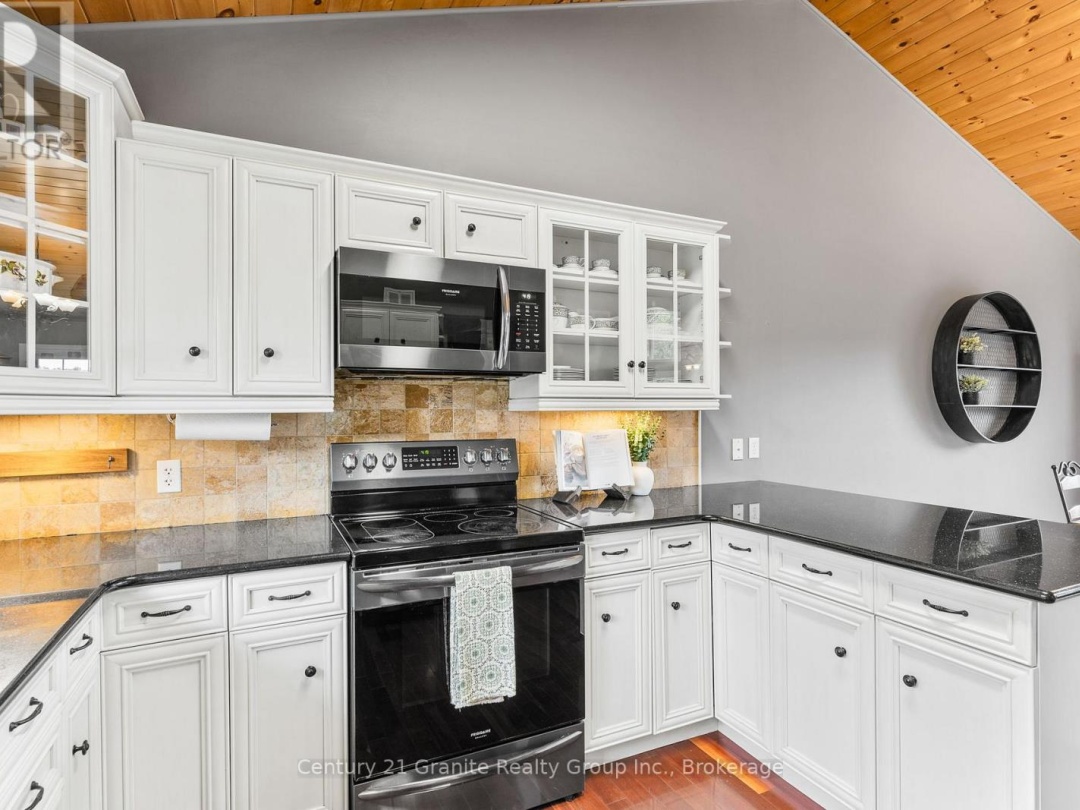 1754 HORSESHOE LAKE ROAD, 