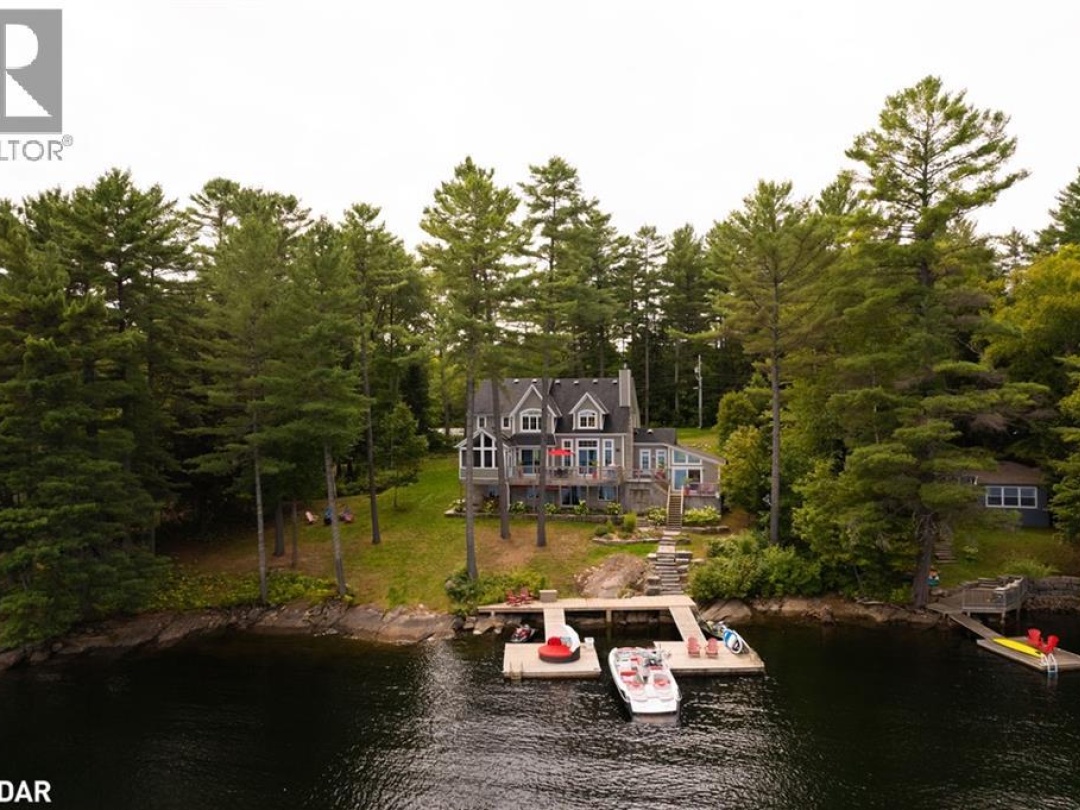 1043 FORTUNES Trail, 
