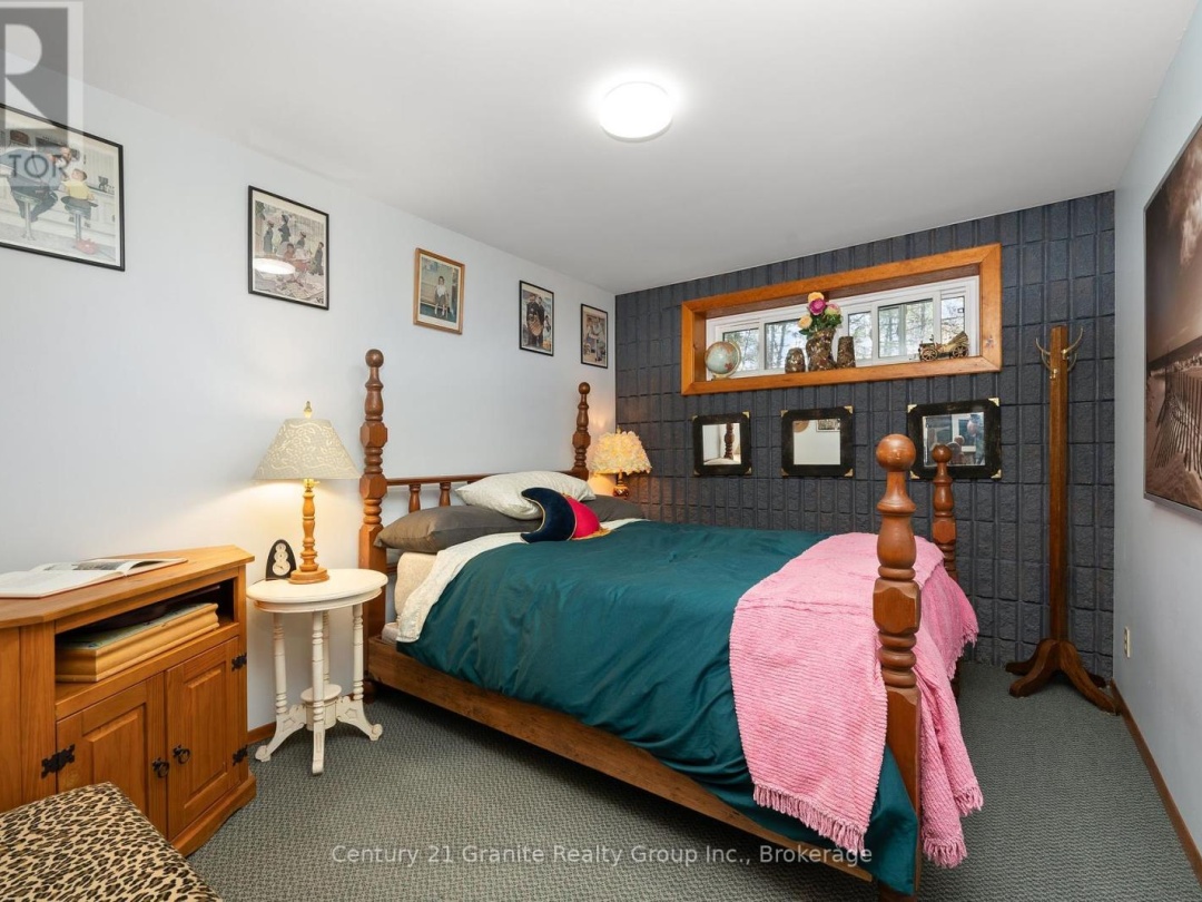 1093 KUSHOG LAKE ROAD, 