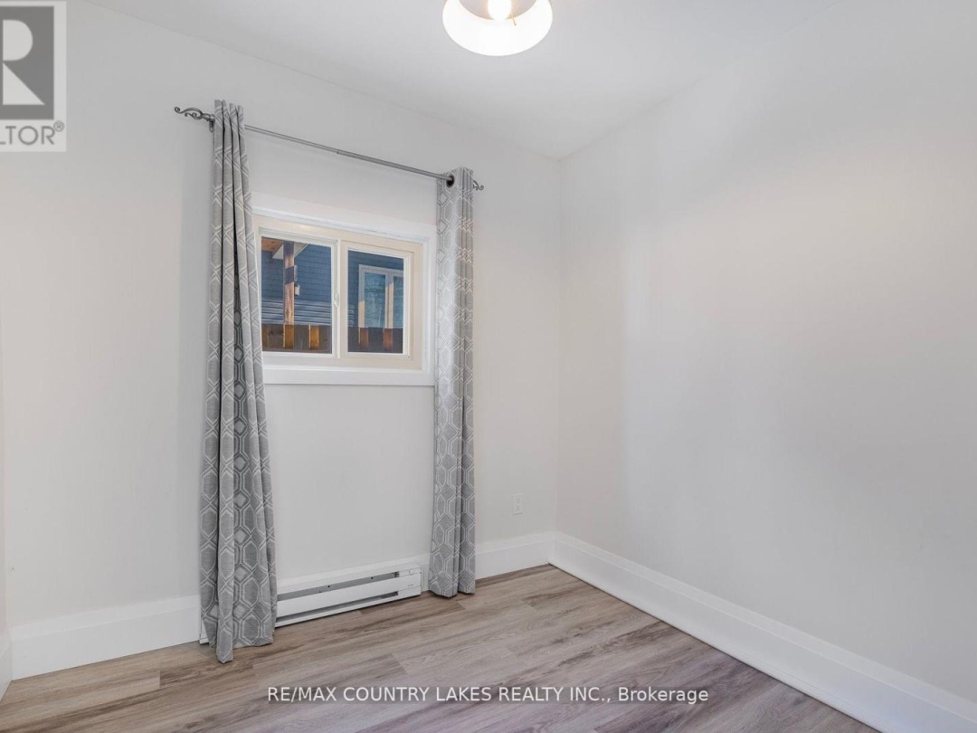 10 RIDGE AVENUE, 