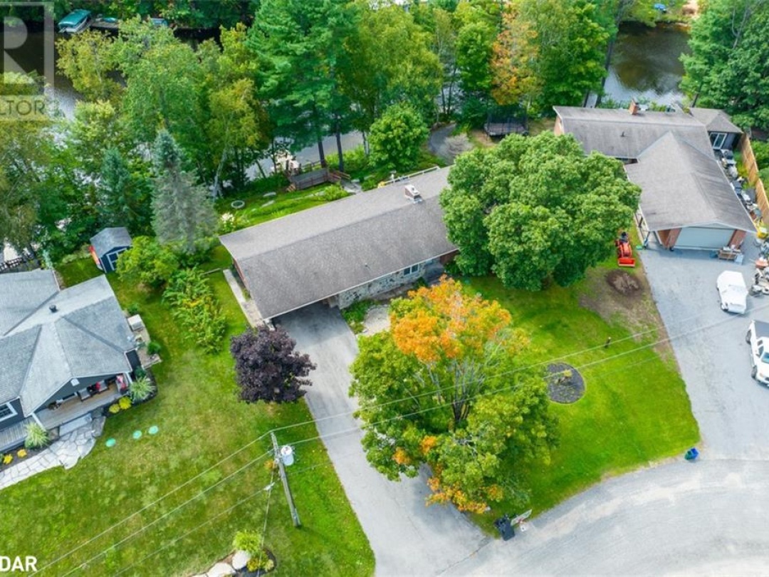443 By Lock Acres Road, Muskoka River