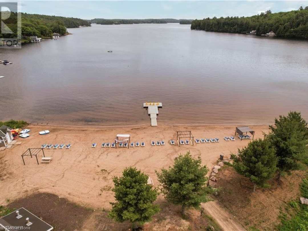1869 Hwy 118 W Unit# Bhvb201, Lake Muskoka