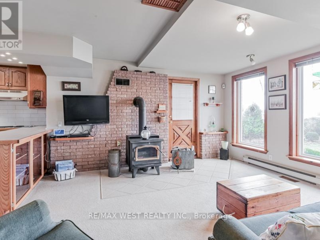 4669 ANDERSON AVENUE, 