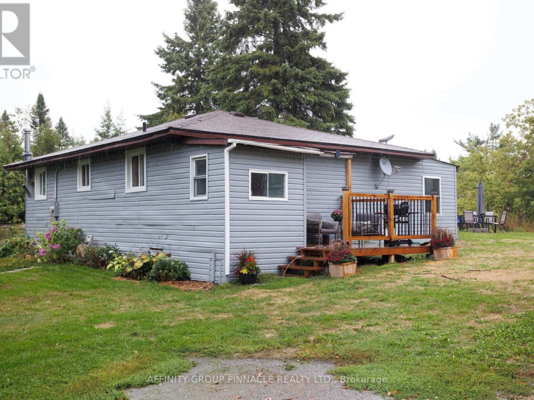 828 NORTHLINE ROAD, 