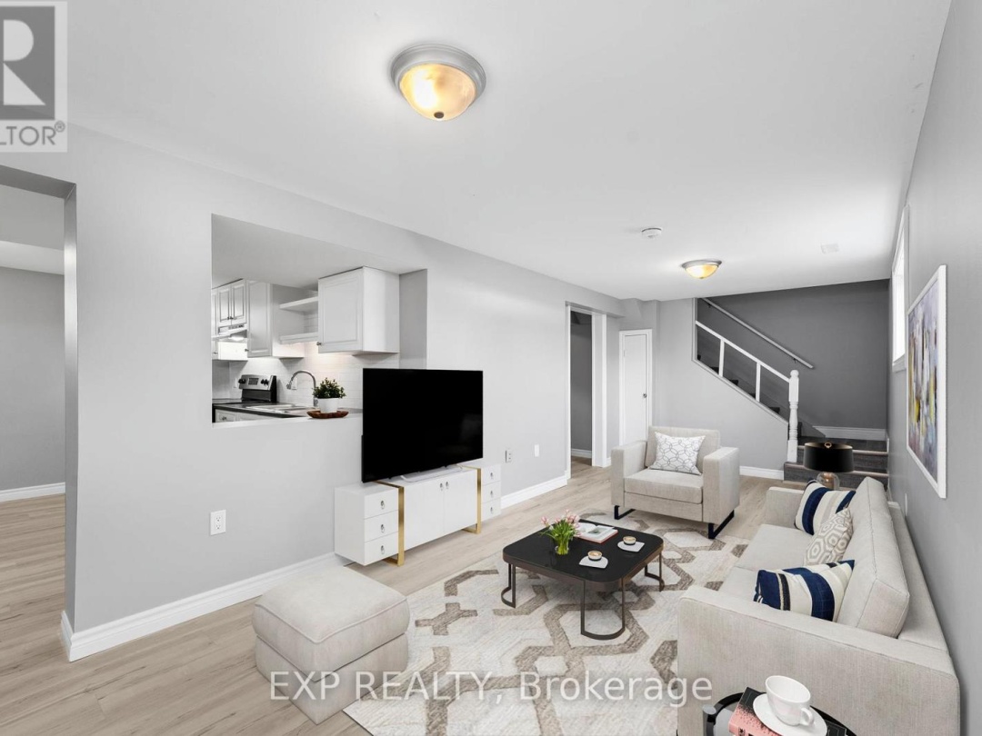 143 WESTMOUNT DRIVE N, 