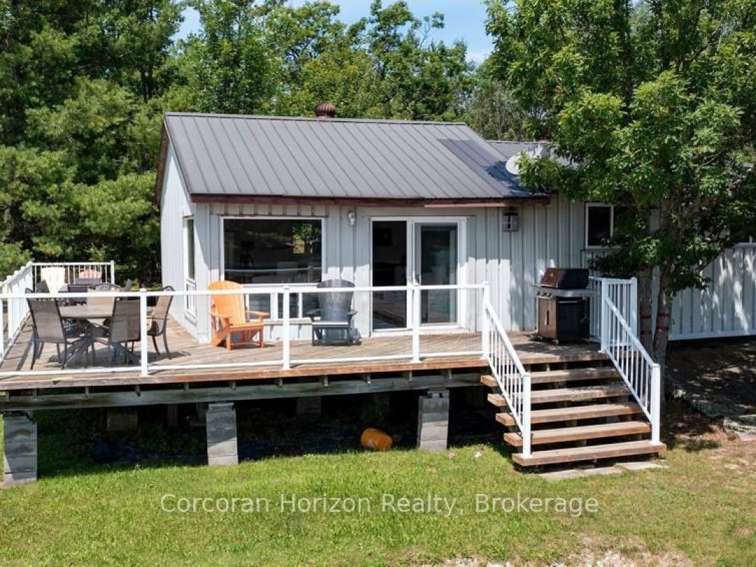 64 Wolverine Beach Road, Georgian Bay