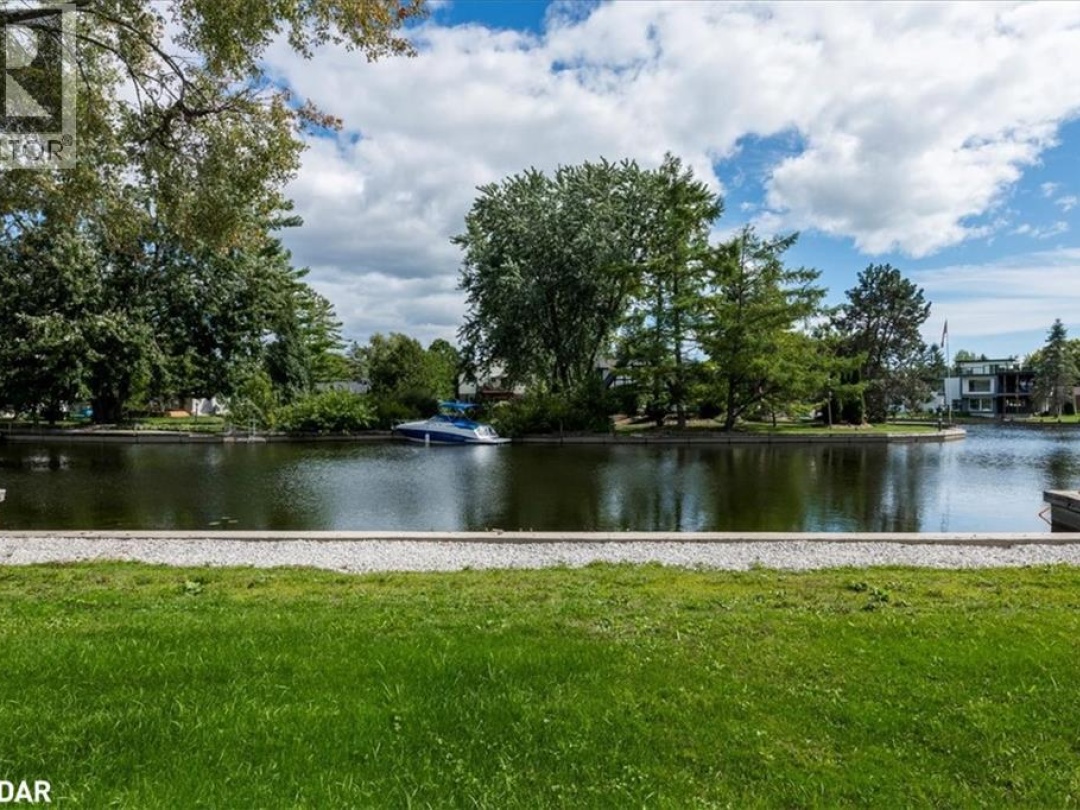 42 OLD INDIAN Trail, 