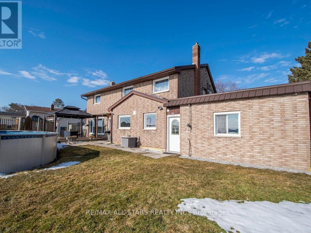 122 FENELON DRIVE, 
